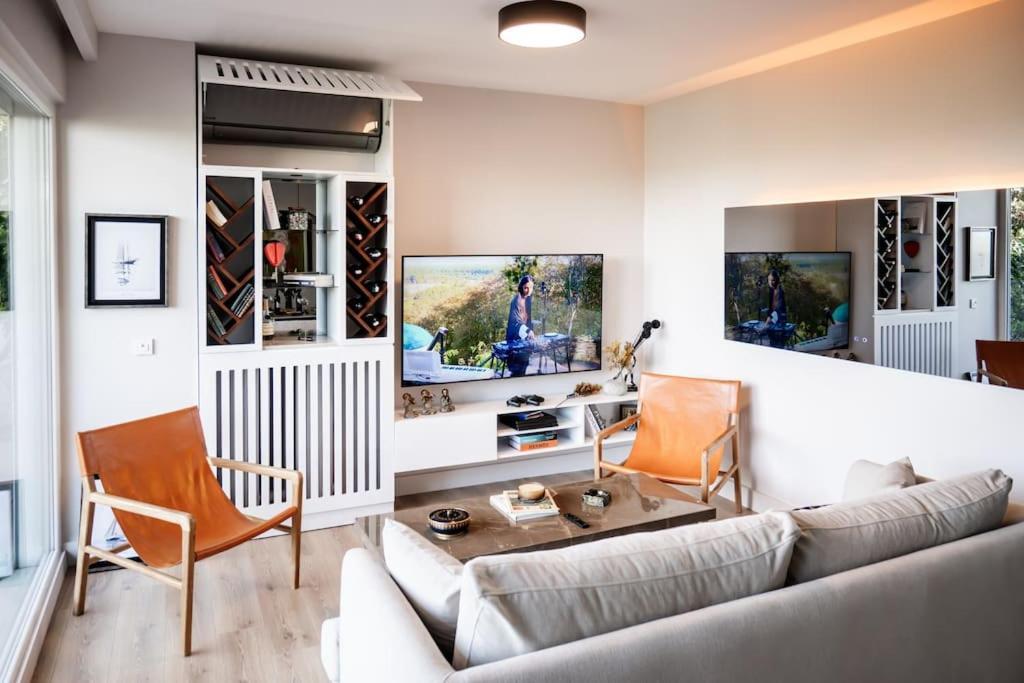 Daire Bosphorus Designer Seperate Guest